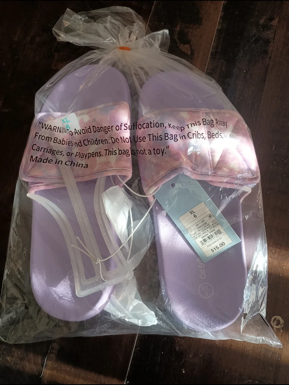 Classic Slide Sandals -kids Size 6  Lavender Iridescent Strap